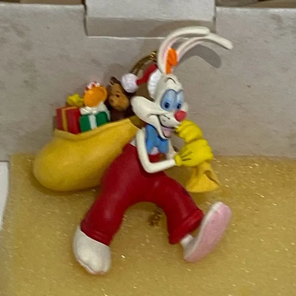 VTG DISNEY GROLIER CHRISTMAS ORNAMENT ROGER RABBIT‎